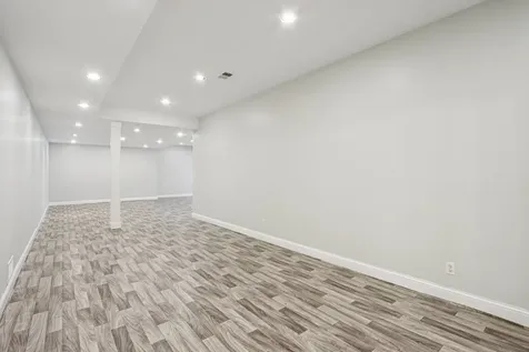 6605 Oakwood Manor Drive Crystal Lake IL 60012