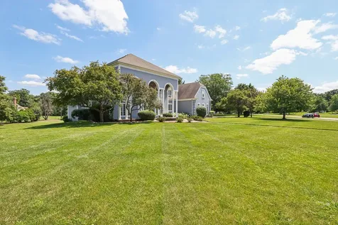 6605 Oakwood Manor Drive Crystal Lake IL 60012