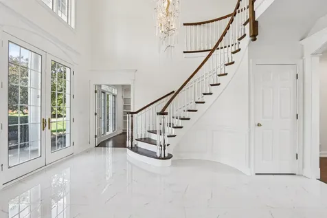 6605 Oakwood Manor Drive Crystal Lake IL 60012