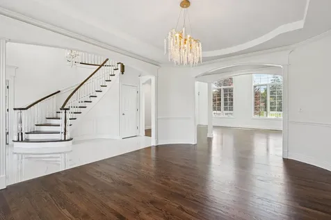 6605 Oakwood Manor Drive Crystal Lake IL 60012