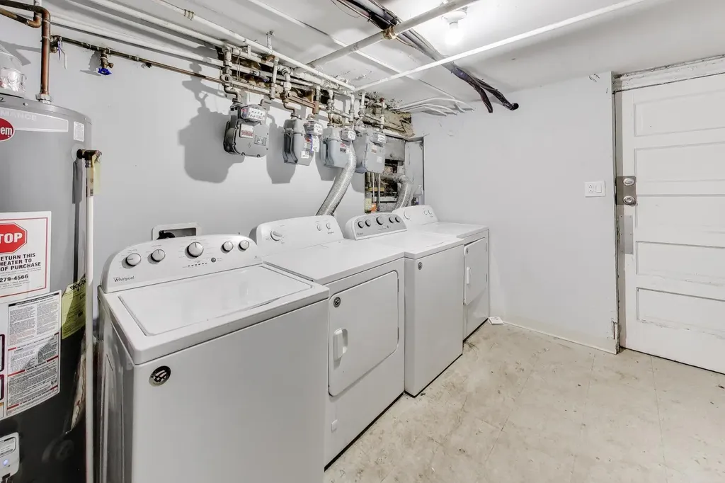 1431 North Springfield Avenue Chicago IL 60651
