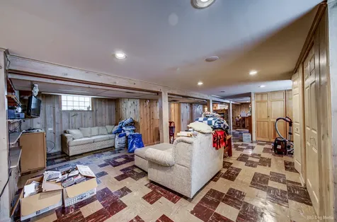 9005 South Utica Avenue Evergreen Park IL 60805