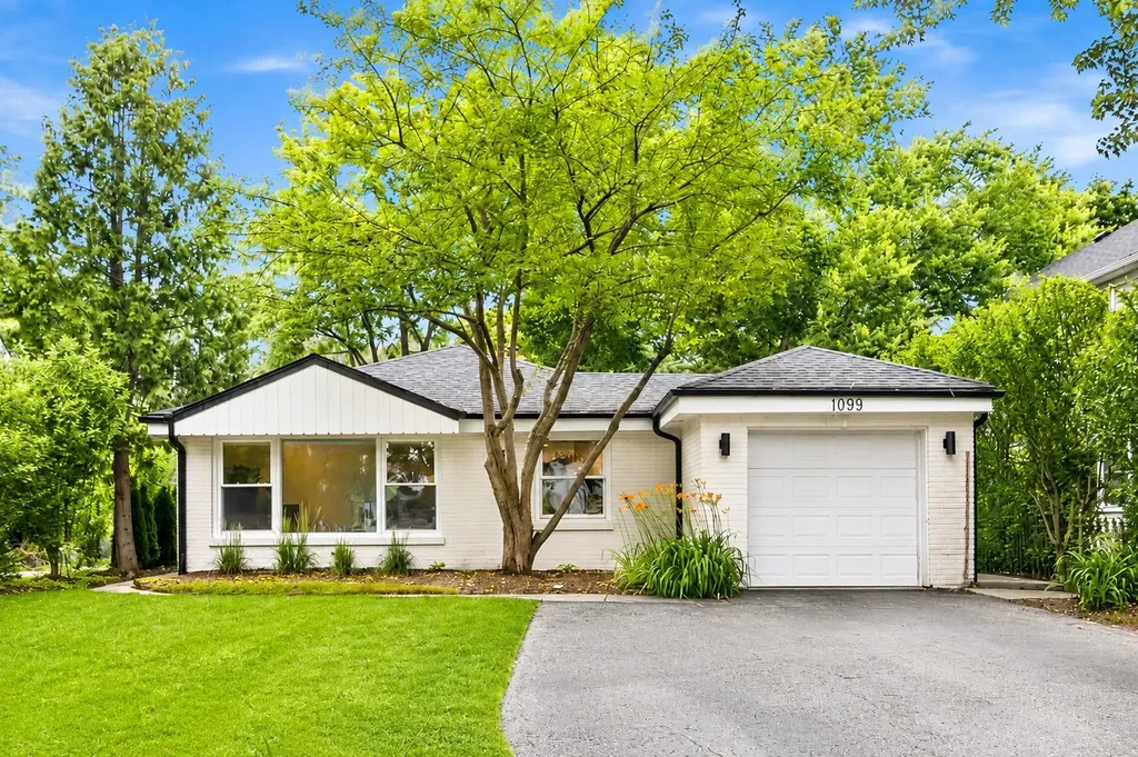 1099 Princeton Avenue Highland Park IL 60035