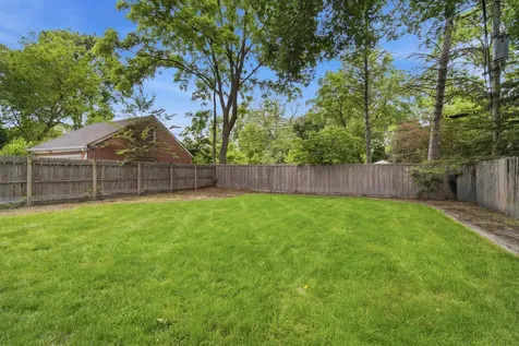 1099 Princeton Avenue Highland Park IL 60035