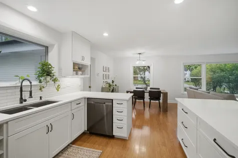 1099 Princeton Avenue Highland Park IL 60035
