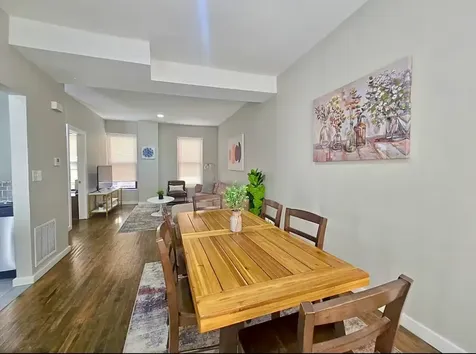 610 North May Street Chicago IL 60642