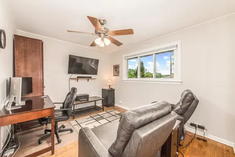 1214 South Pine Avenue Arlington Heights IL 60005
