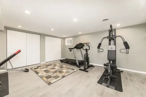 1214 South Pine Avenue Arlington Heights IL 60005