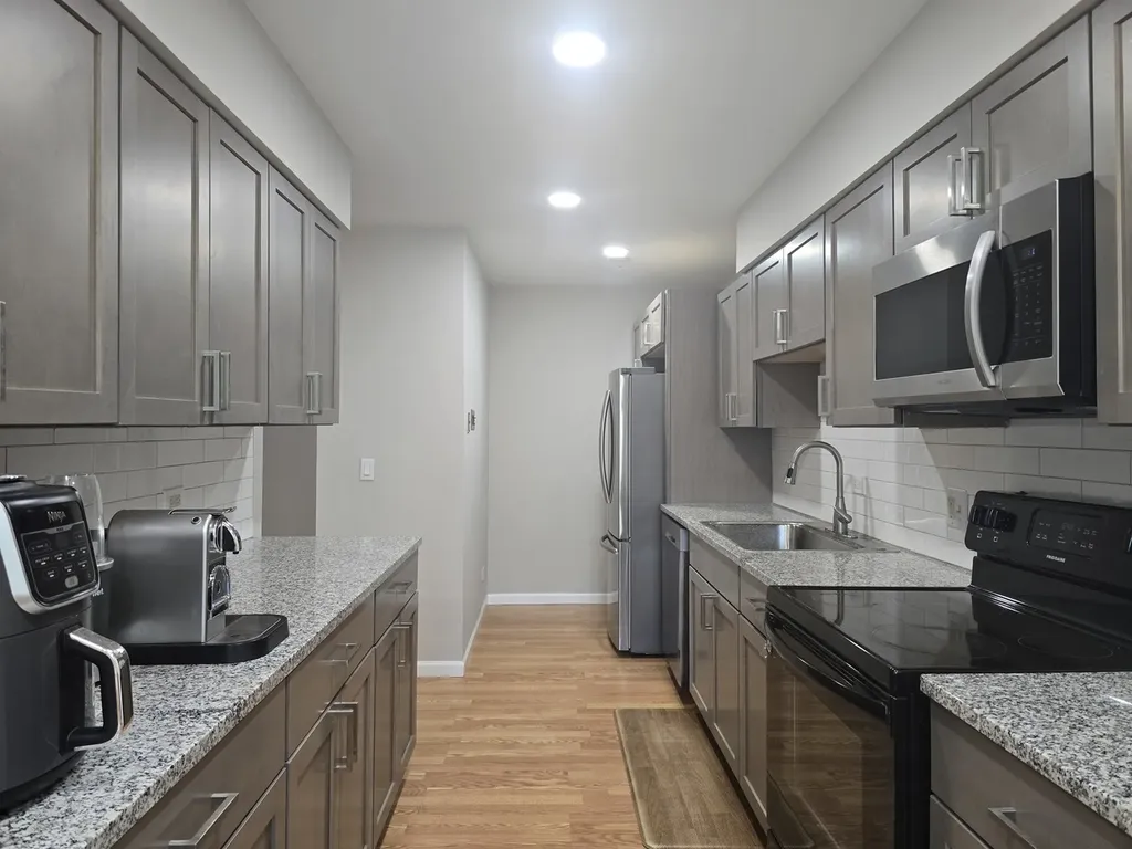 2650 Brookwood Way Drive Rolling Meadows IL 60008