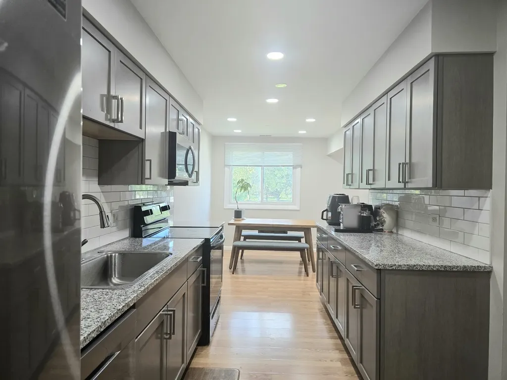 2650 Brookwood Way Drive Rolling Meadows IL 60008