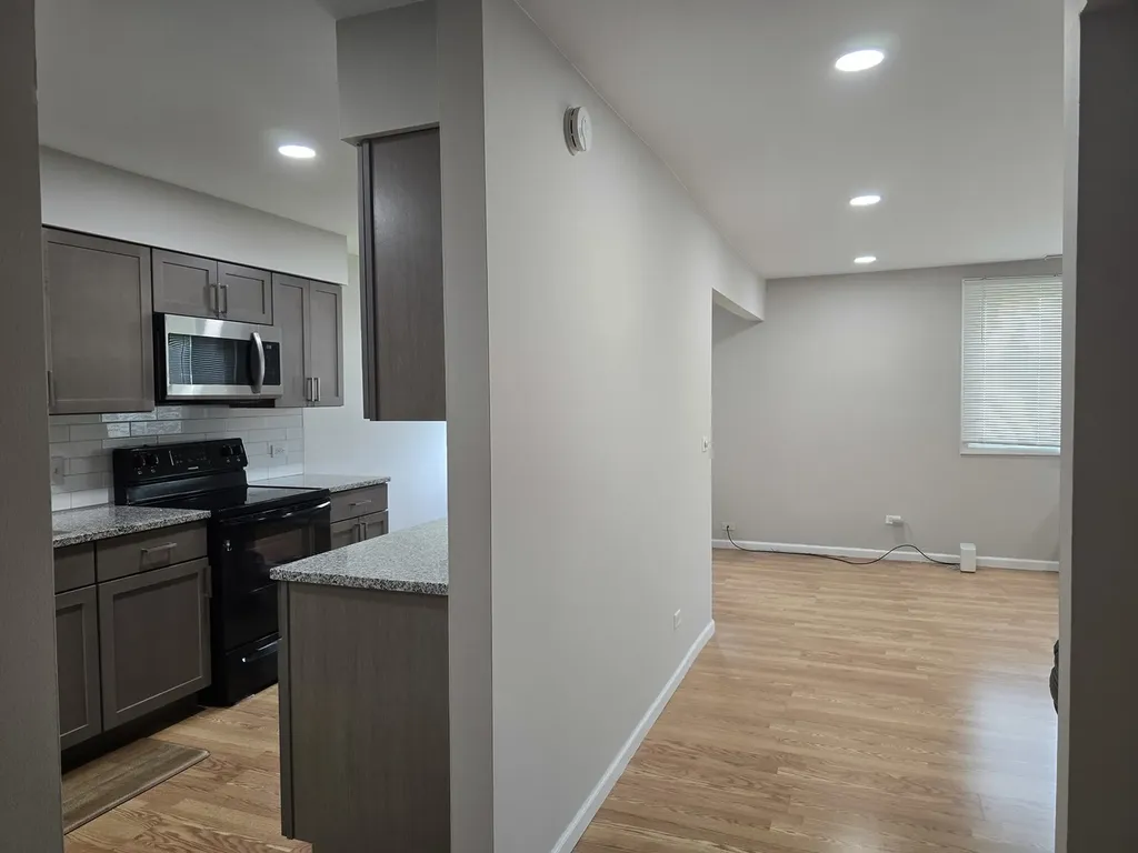 2650 Brookwood Way Drive Rolling Meadows IL 60008