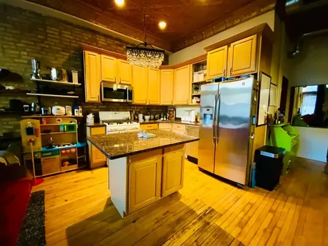 1038 West 32nd Street Chicago IL 60608