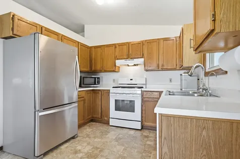2813 Rocksbury Drive Bloomington IL 61705