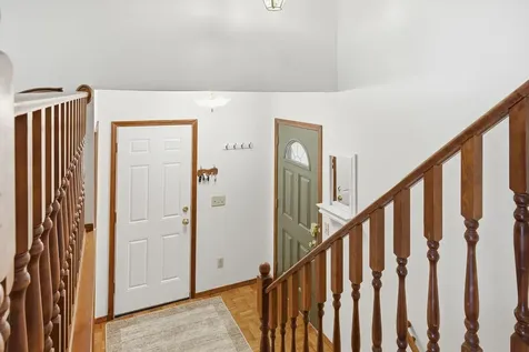 2813 Rocksbury Drive Bloomington IL 61705