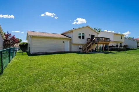 2813 Rocksbury Drive Bloomington IL 61705