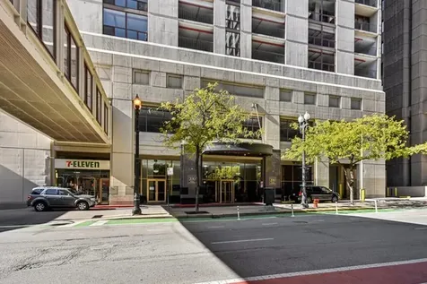 200 North Dearborn Street Chicago IL 60601