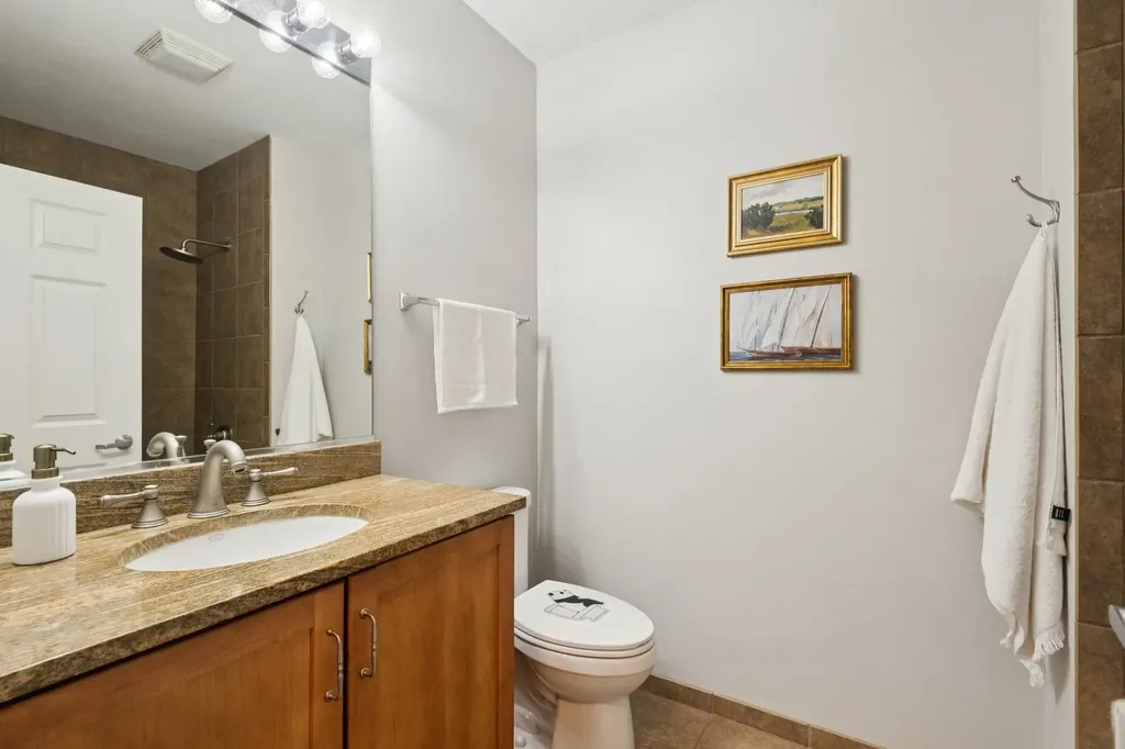 8 West Monroe Street Chicago IL 60603