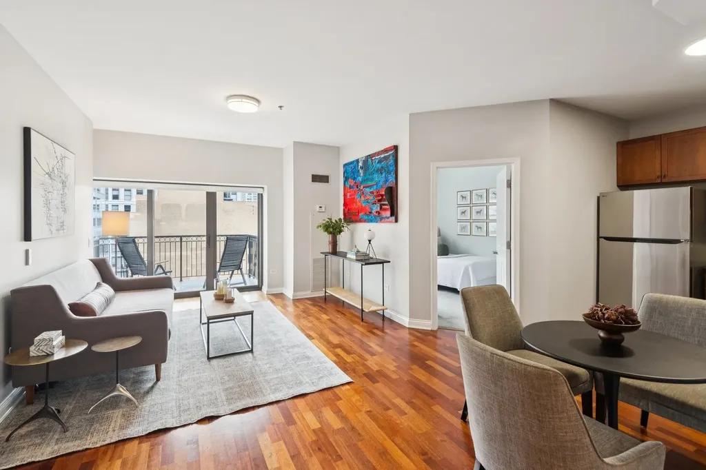 8 West Monroe Street Chicago IL 60603