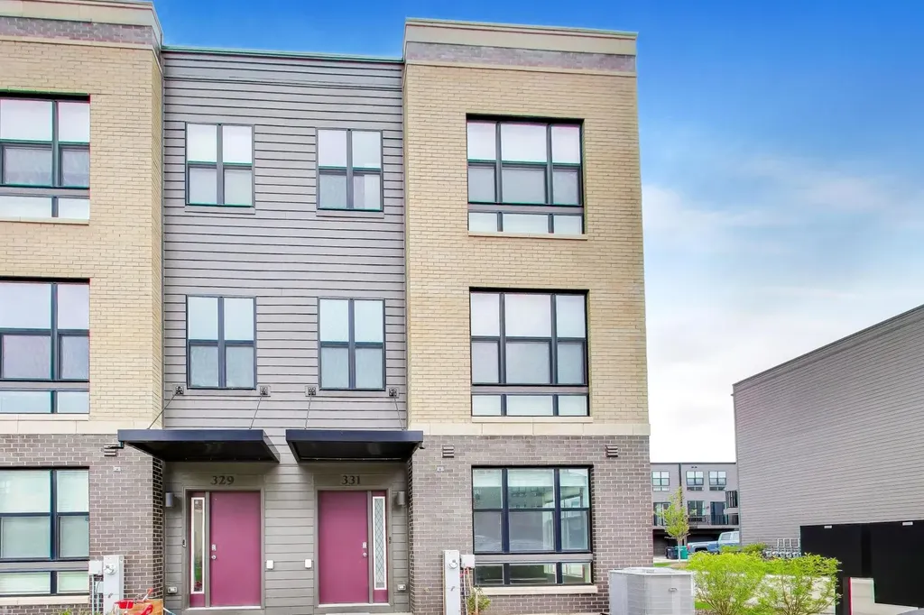 331 Summit Circle Lombard IL 60148