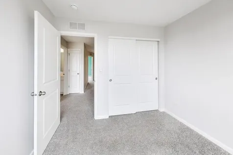 331 Summit Circle Lombard IL 60148
