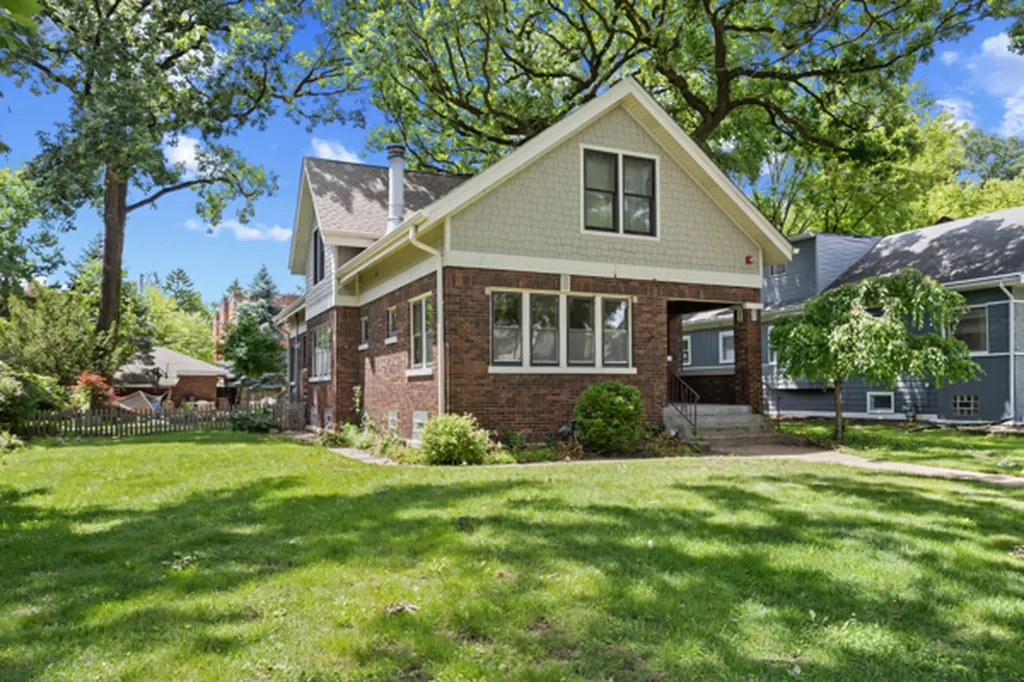 22 Keystone Avenue River Forest IL 60305
