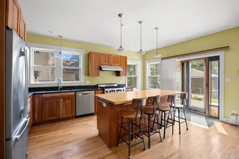 22 Keystone Avenue River Forest IL 60305