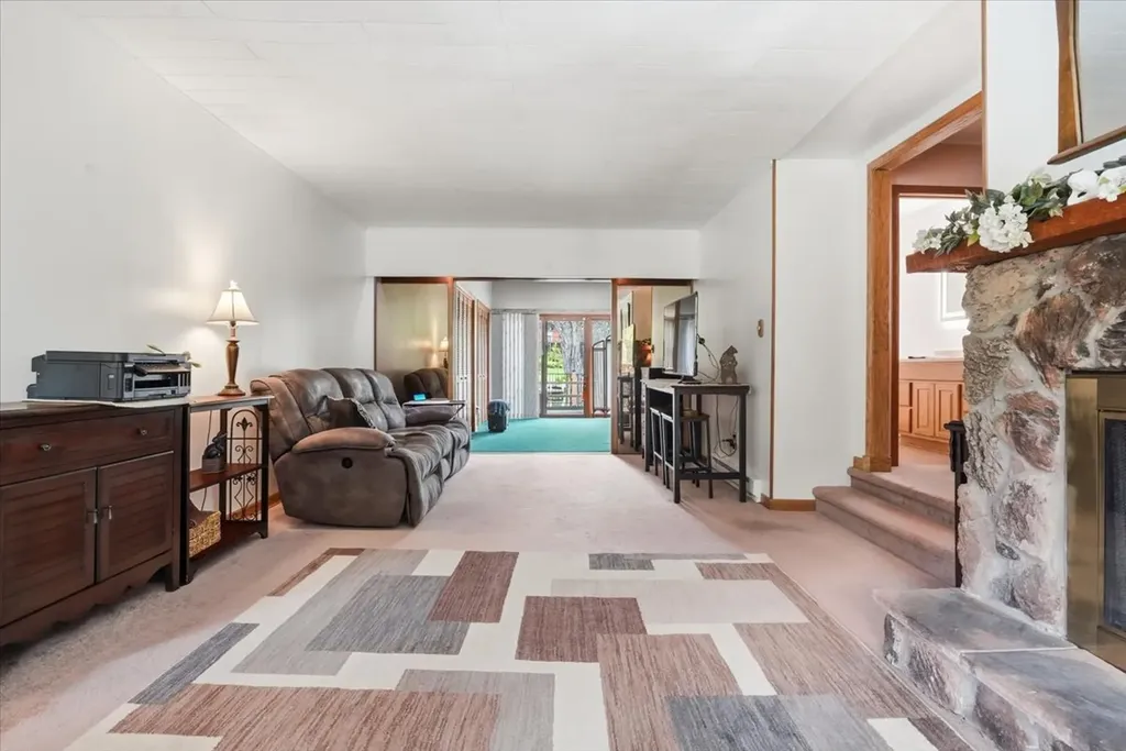39576 North Petite Pass Antioch IL 60002