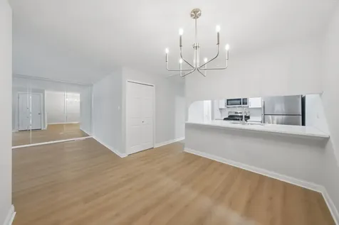 19409 Oakwood Avenue Country Club Hills IL 60478