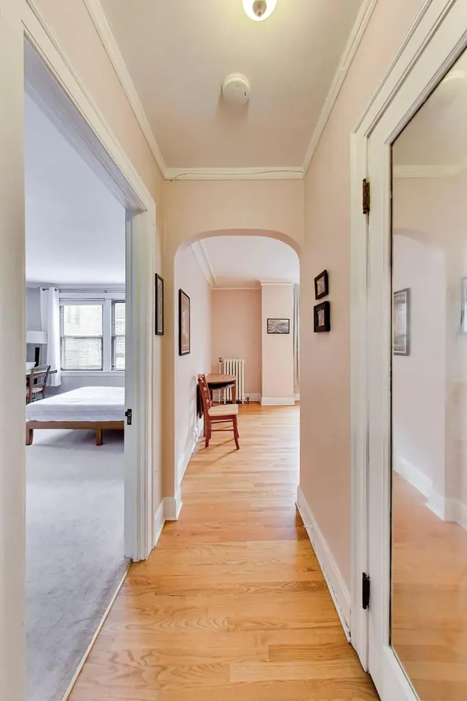 1755 East 55th Street Chicago IL 60615
