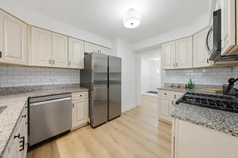463 Shabbona Drive Park Forest IL 60466