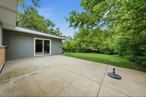 463 Shabbona Drive Park Forest IL 60466