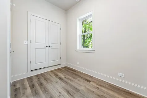1238 North Artesian Avenue Chicago IL 60622
