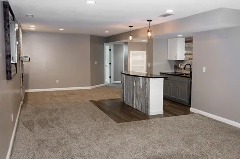 2303 Slade Lane Mahomet IL 61853