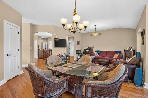 8967 Holland Harbor Circle Frankfort IL 60423