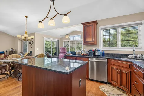 8967 Holland Harbor Circle Frankfort IL 60423