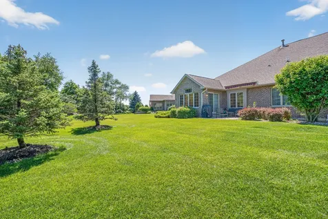 8967 Holland Harbor Circle Frankfort IL 60423