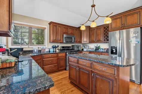 8967 Holland Harbor Circle Frankfort IL 60423