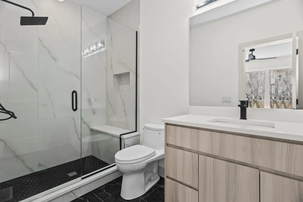6637 South Evans Avenue Chicago IL 60637