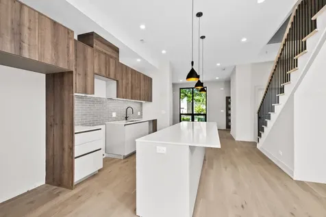 6637 South Evans Avenue Chicago IL 60637
