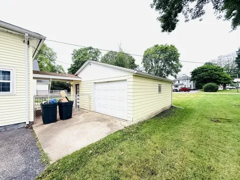 104 Gilbert Street Rossville IL 60963