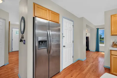 1647 Peter Lane Romeoville IL 60446