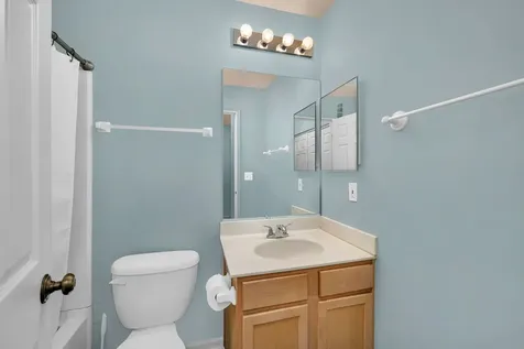 1647 Peter Lane Romeoville IL 60446