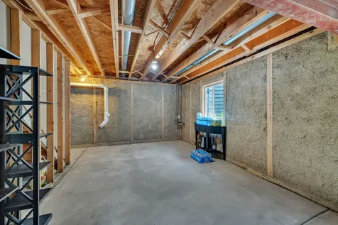 1647 Peter Lane Romeoville IL 60446