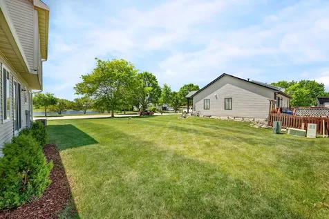 1647 Peter Lane Romeoville IL 60446