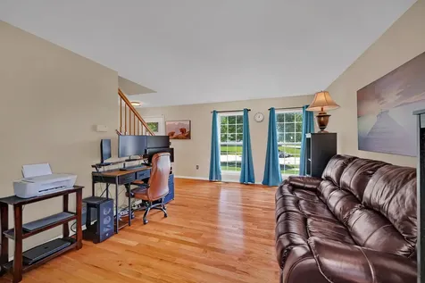 1647 Peter Lane Romeoville IL 60446