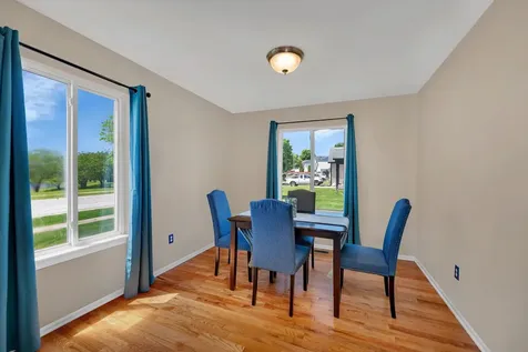 1647 Peter Lane Romeoville IL 60446