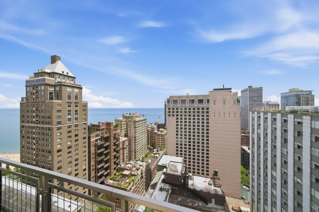 159 East Walton Place Chicago IL 60611