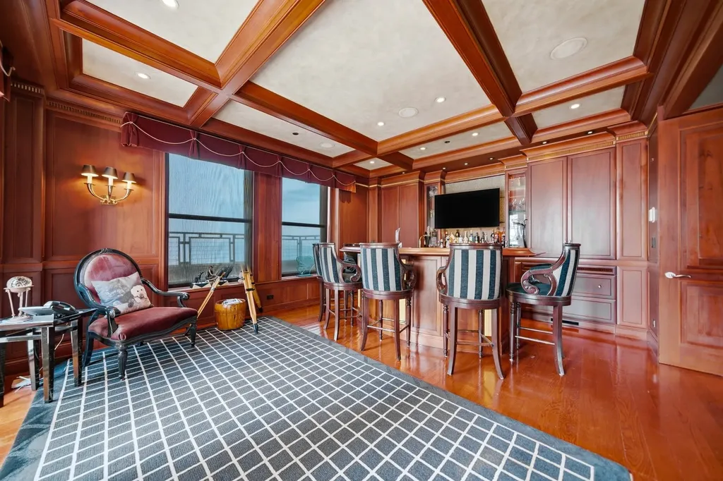 159 East Walton Place Chicago IL 60611