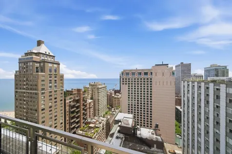 159 East Walton Place Chicago IL 60611