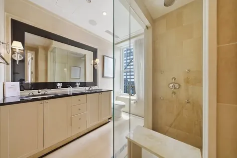 159 East Walton Place Chicago IL 60611
